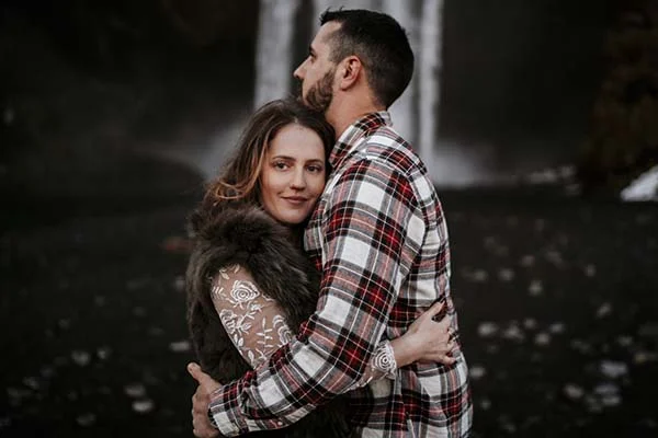 mariage intimiste et voyage noces Islande