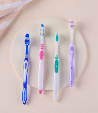 toothbruhes image