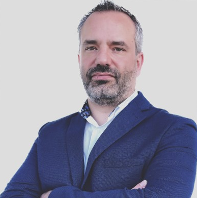 Portrait du directeur d'Elfix, manufacture horlogère suisse spécialisée en fermoirs et composants de précision
