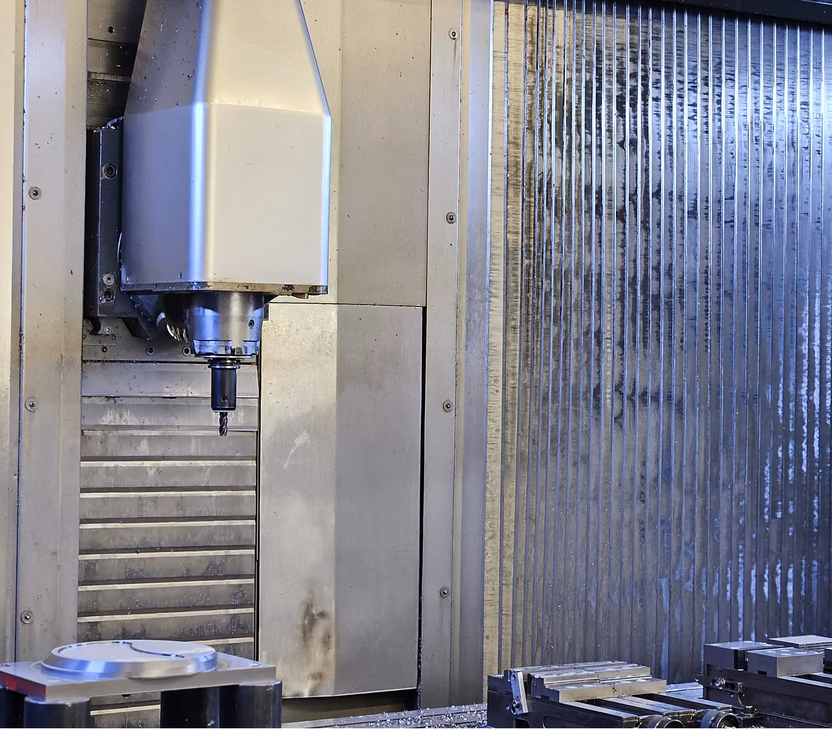 CNC-Bearbeitungszentrum bei Bremer Fertigungstechnik