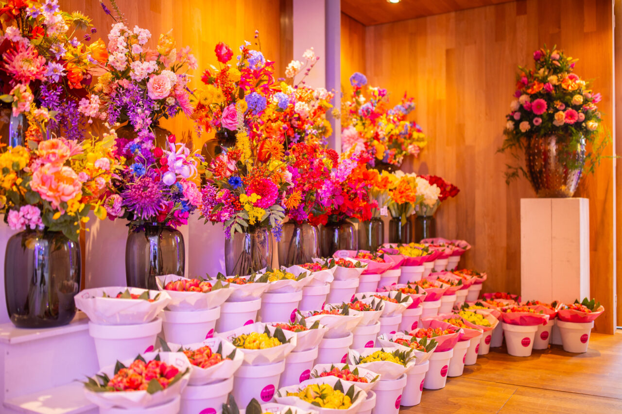 Online Retailer event pic