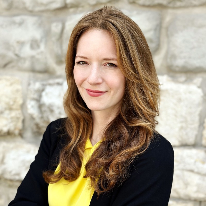 [headshot] image of customer (for a construction company)