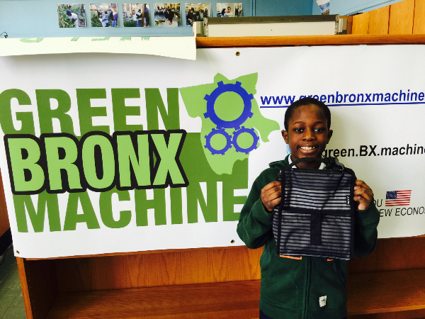 2015-03-Omar_with_his_new_Freezer_Bag