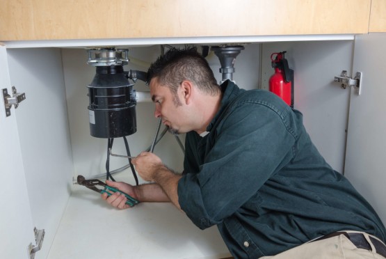 Troubleshoot Your Garbage Disposal in Tucson