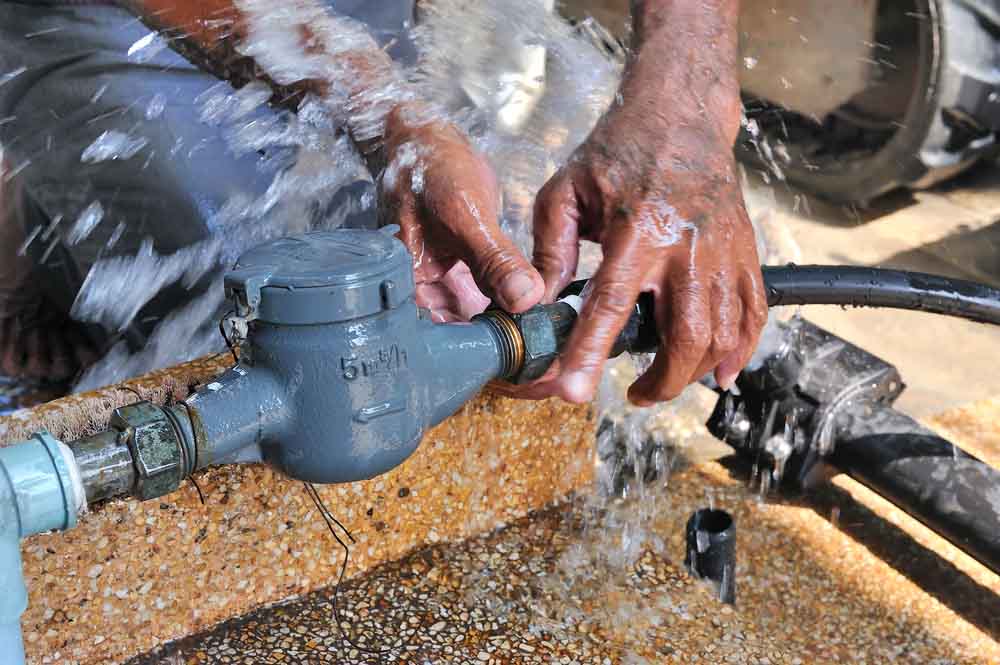 Broken Water Line? Here are a Few Telltale Signs