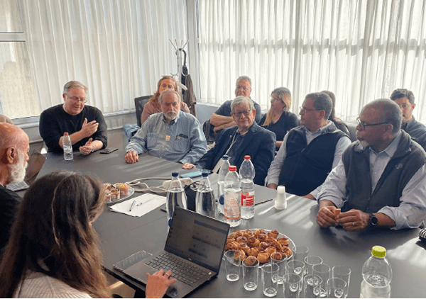 Phpto of a delegation of U.S. evangelical leaders meeting with Israeli officials