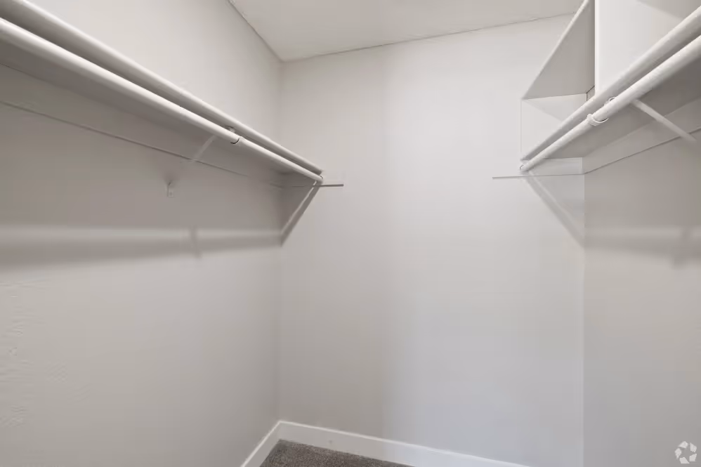 Bedroom walk in closet