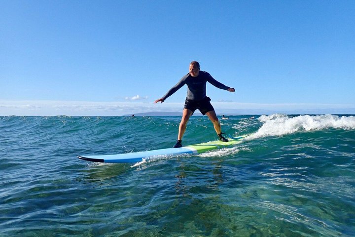 Amazing Family Surf Lesson for 3 or 4 at Ukumehame Beach — photo 9