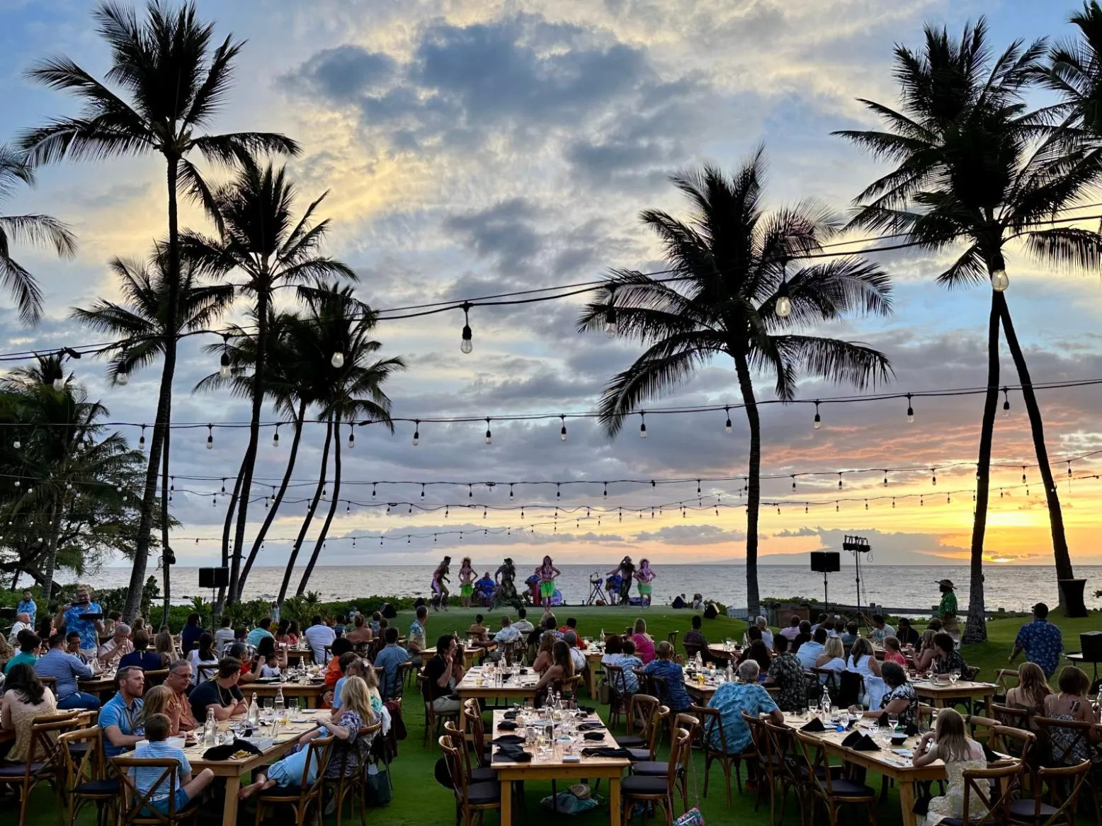 Feast at Mōkapu luau, Wailea