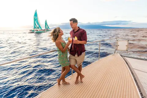 Ka'anapali Luxury Sunset Cocktail Sail with Open Bar in Maui