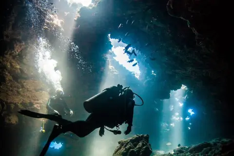 2 Tank Lanai Cathedral Scuba Dive Via Boat for Certified Divers
