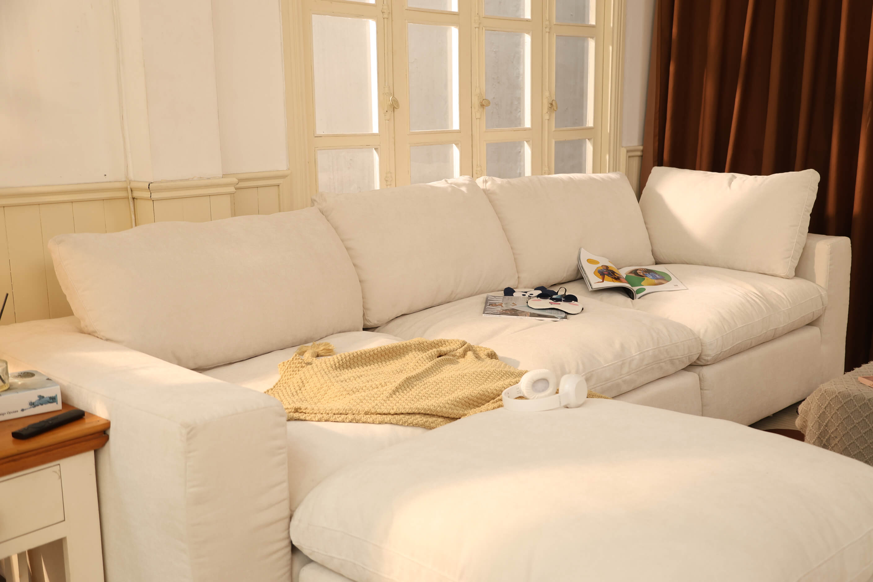 Off-white Luun sofa image 3
