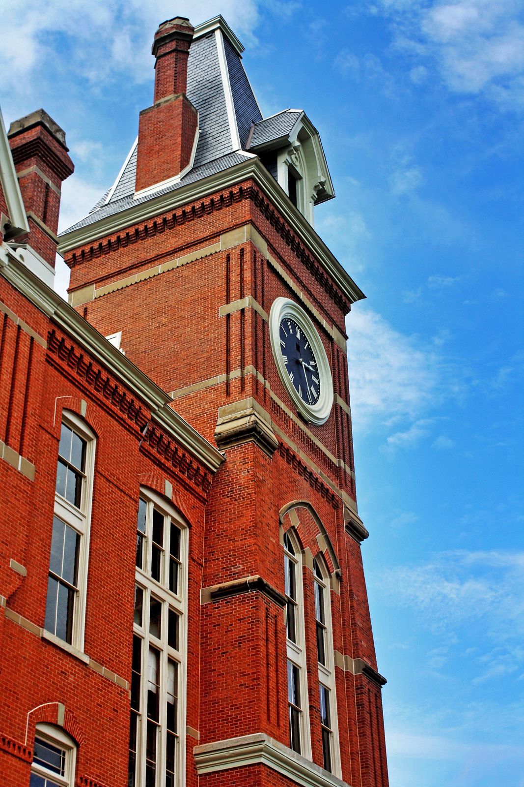 Seney Hall at Oxford College