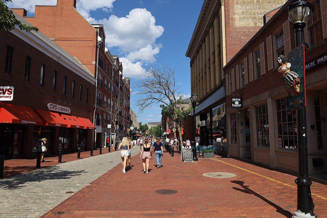 Essex Street in downtown Salem