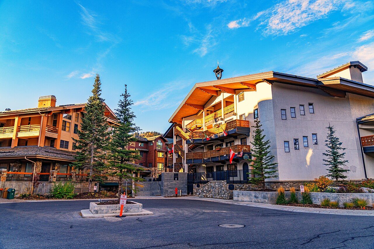 Silver Lake Village at Deer Valley