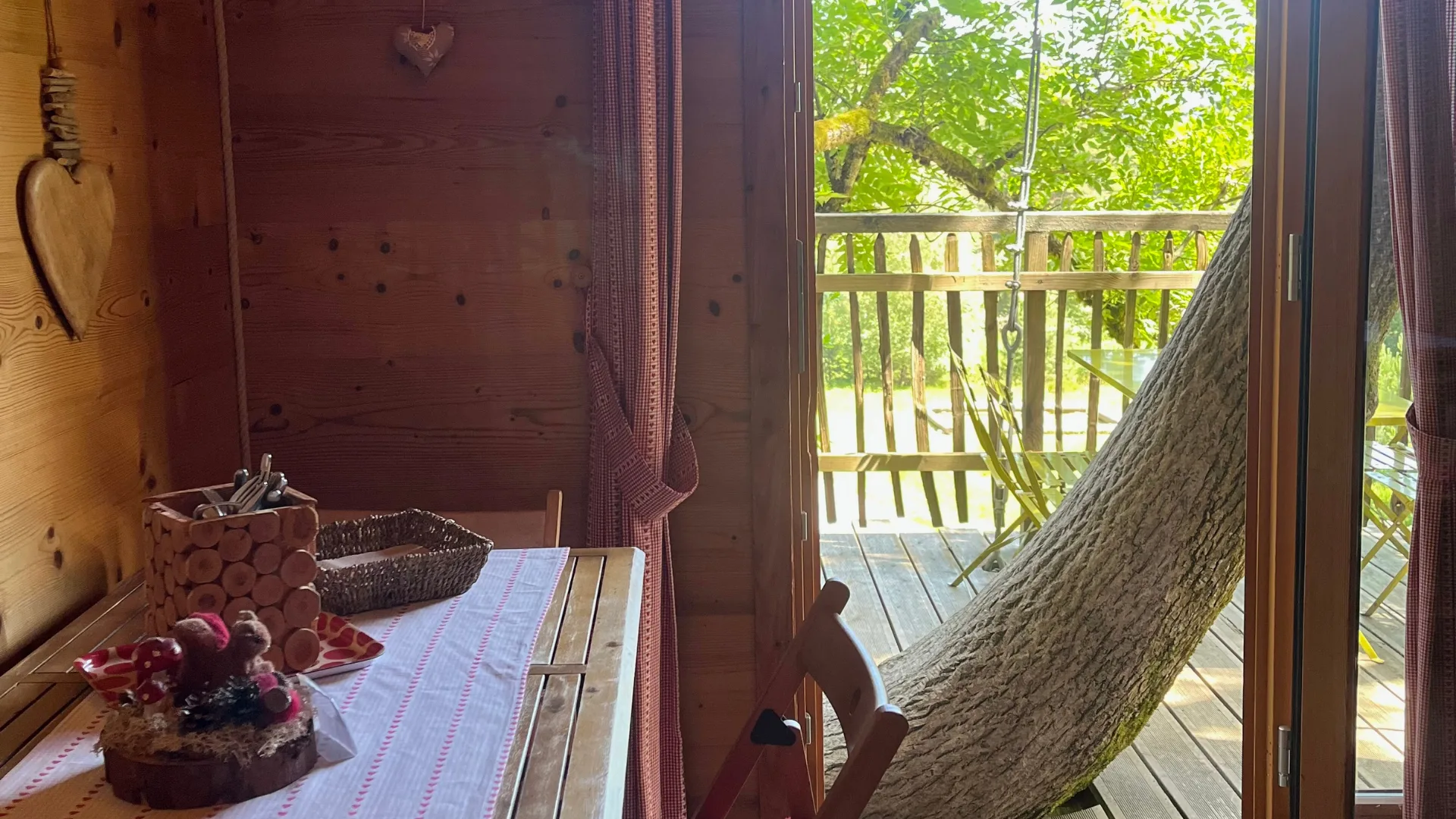 Le Repère – Cabane Cosy | Cabanes Nids des Vosges