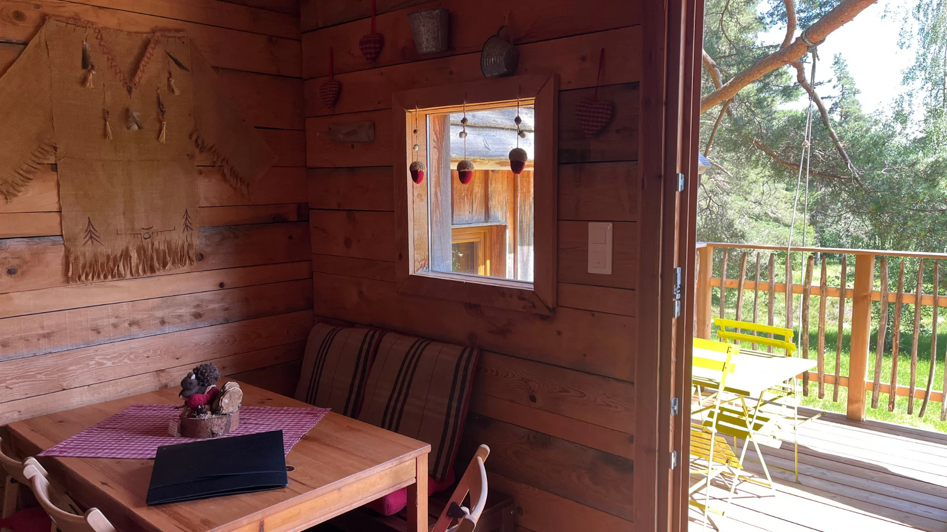 La Tour – Cabane Cosy | Cabanes Nids des Vosges