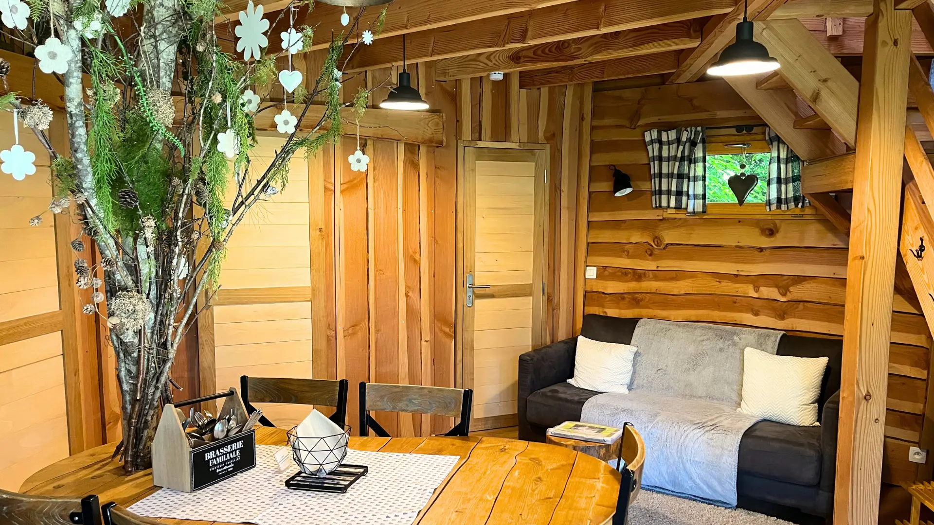 La Bien-Hêtre – Cabane Deluxe | Cabanes Nids des Vosges