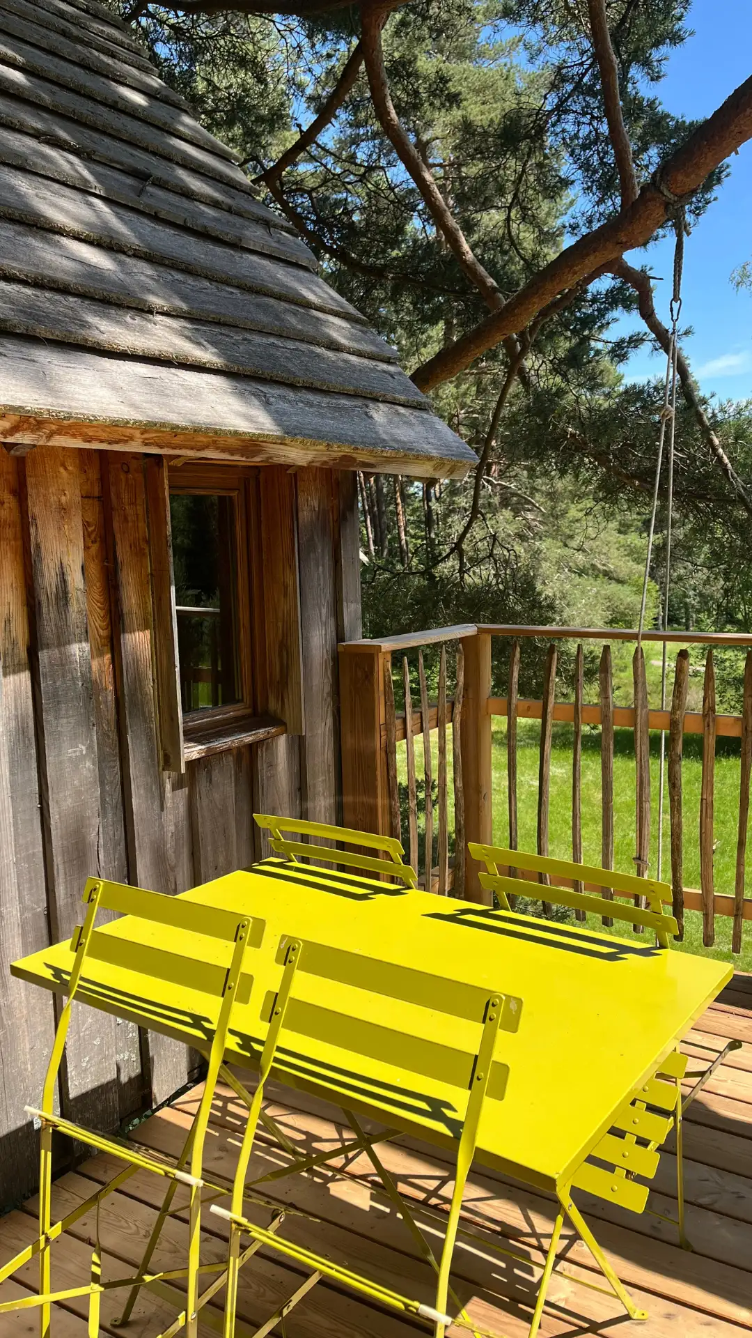 La Tour – Cabane Cosy | Cabanes Nids des Vosges