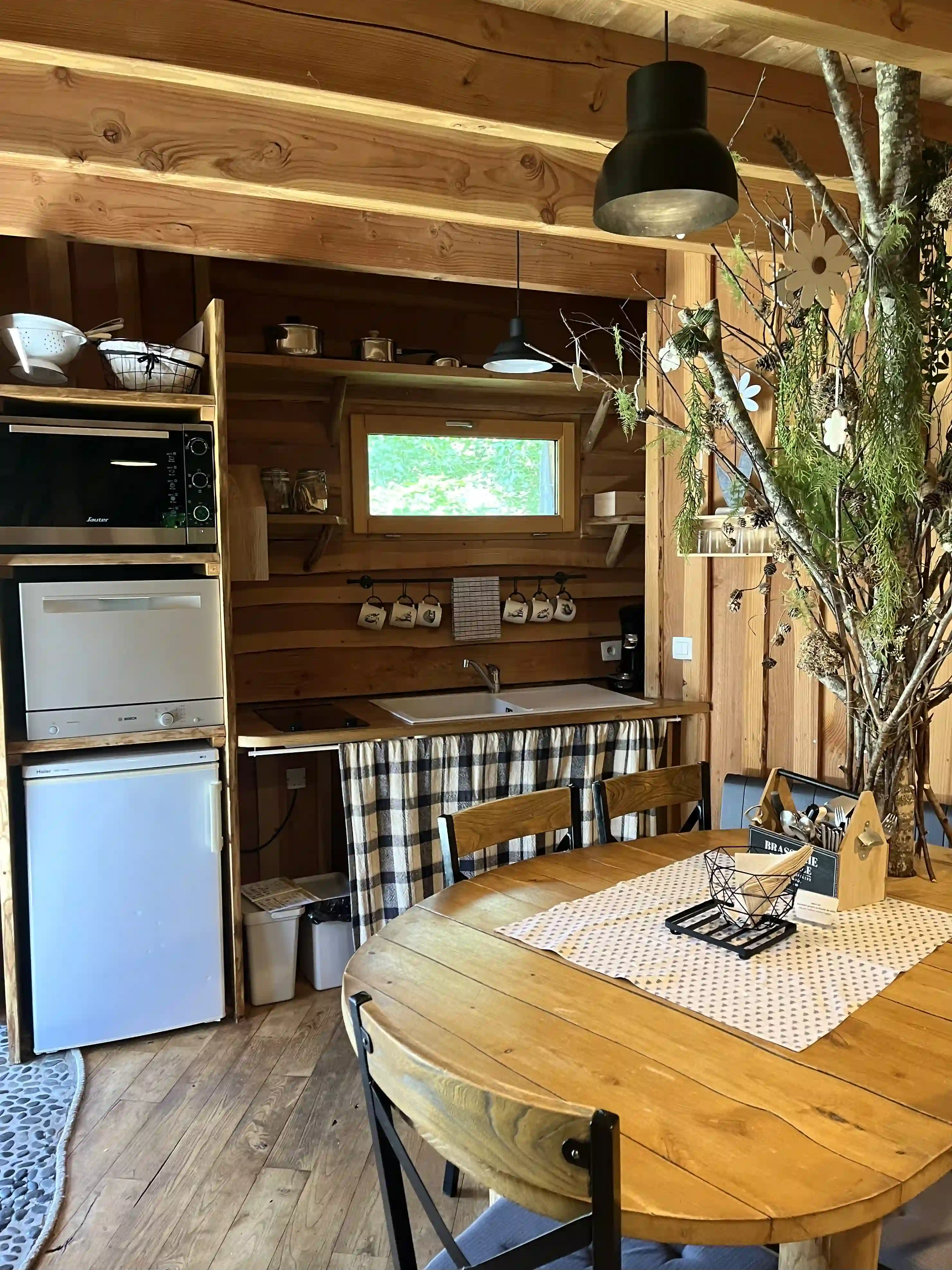 La Bien-Hêtre – Cabane Deluxe | Cabanes Nids des Vosges