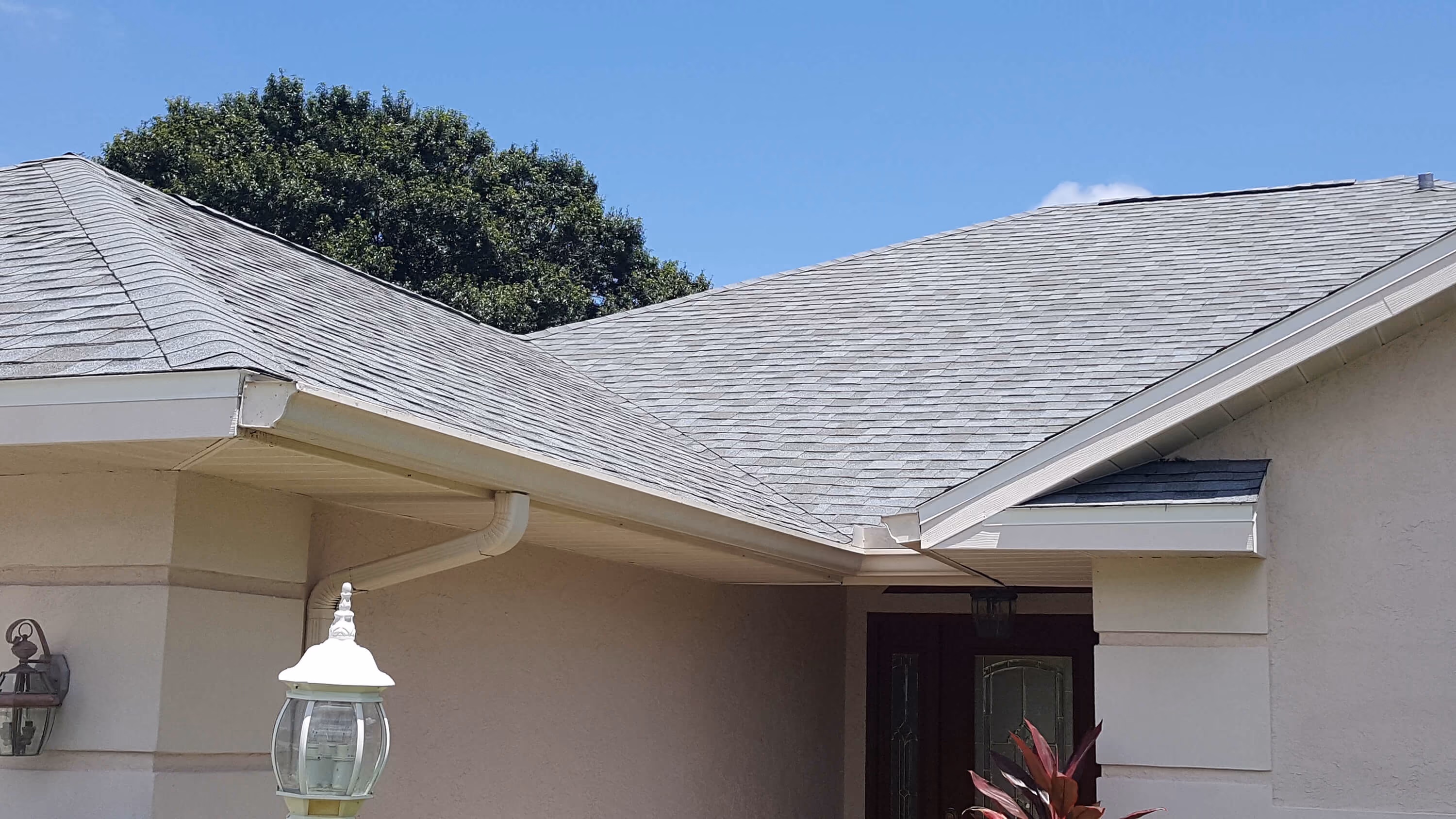 What Is the Best Roofing System for Florida Homes?