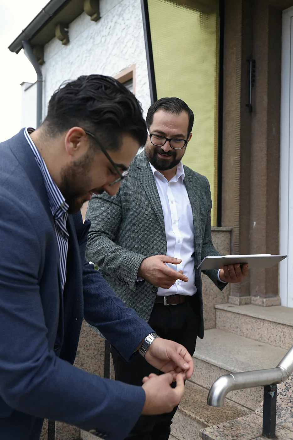 Übergabe an der Wohnungstür