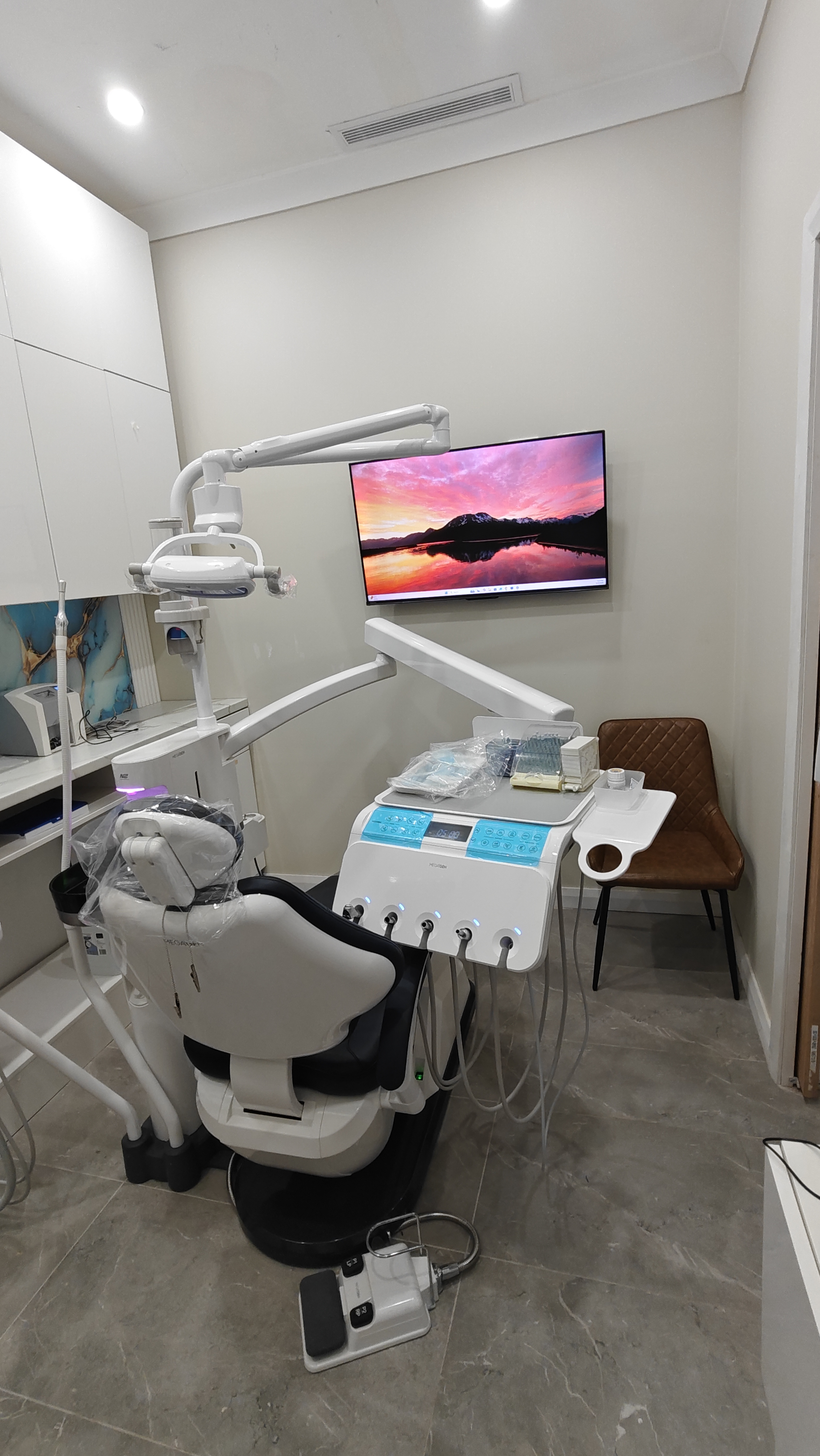 Berala Dental treatment room ready for emergency patient