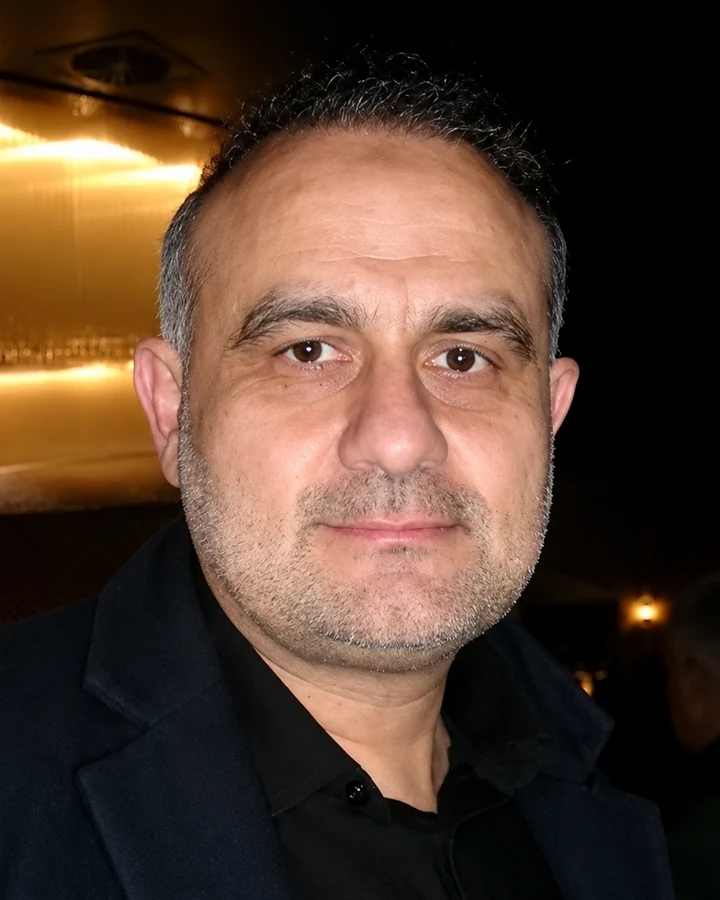Dr Belal Aly, who provides porcelain veneers at Berala Dental.