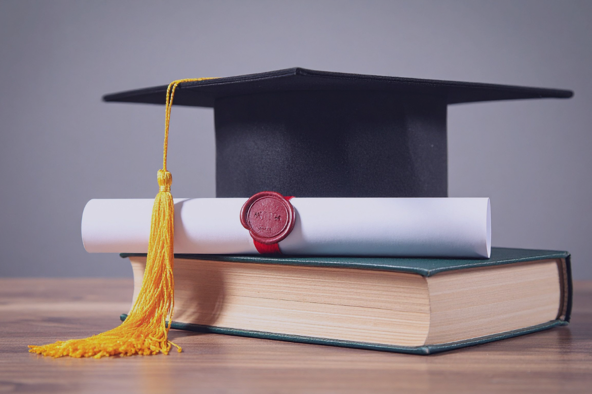 Diplômes, compétences et évolution des salaires