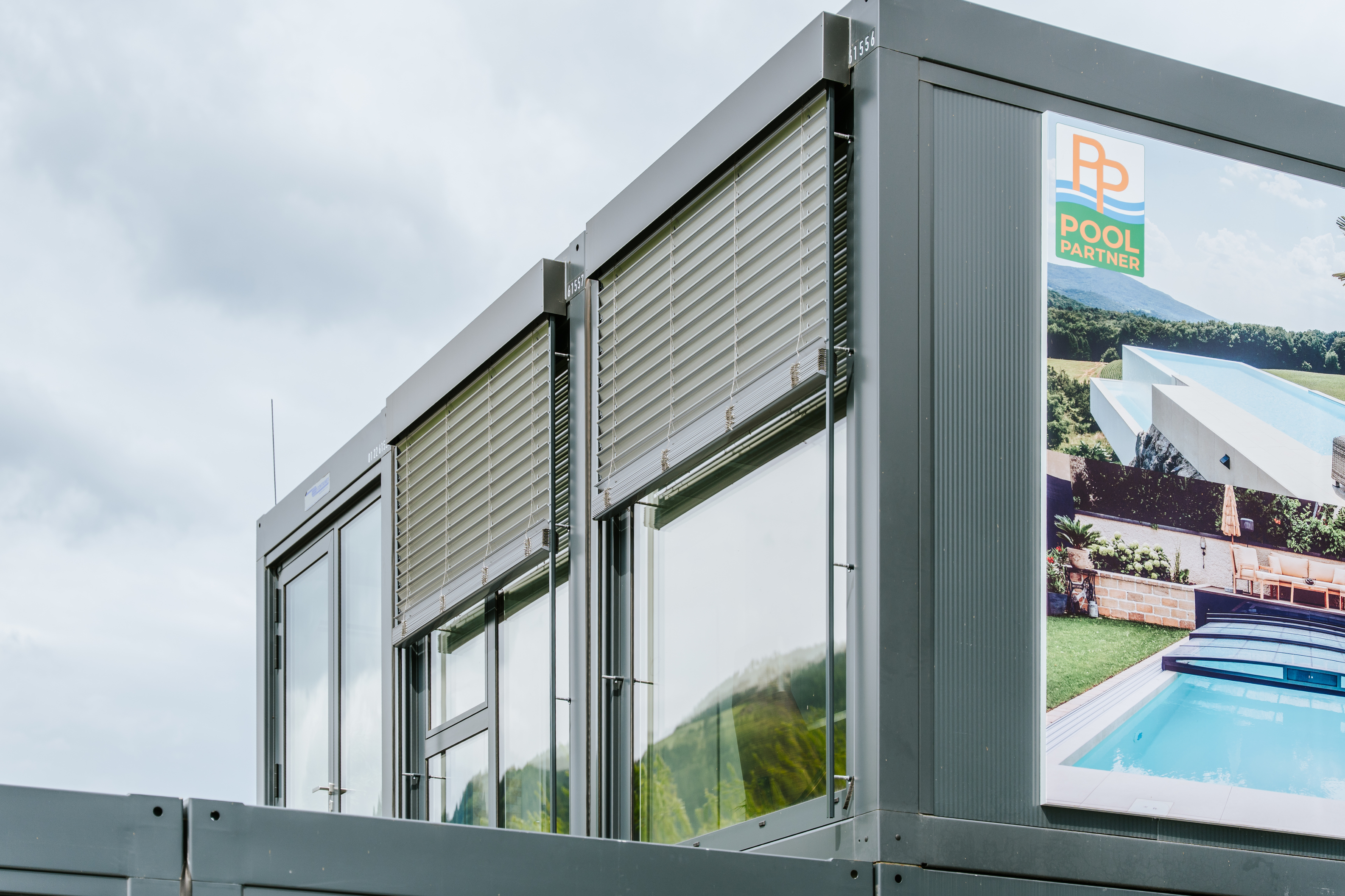 Fully Galvanised Glass