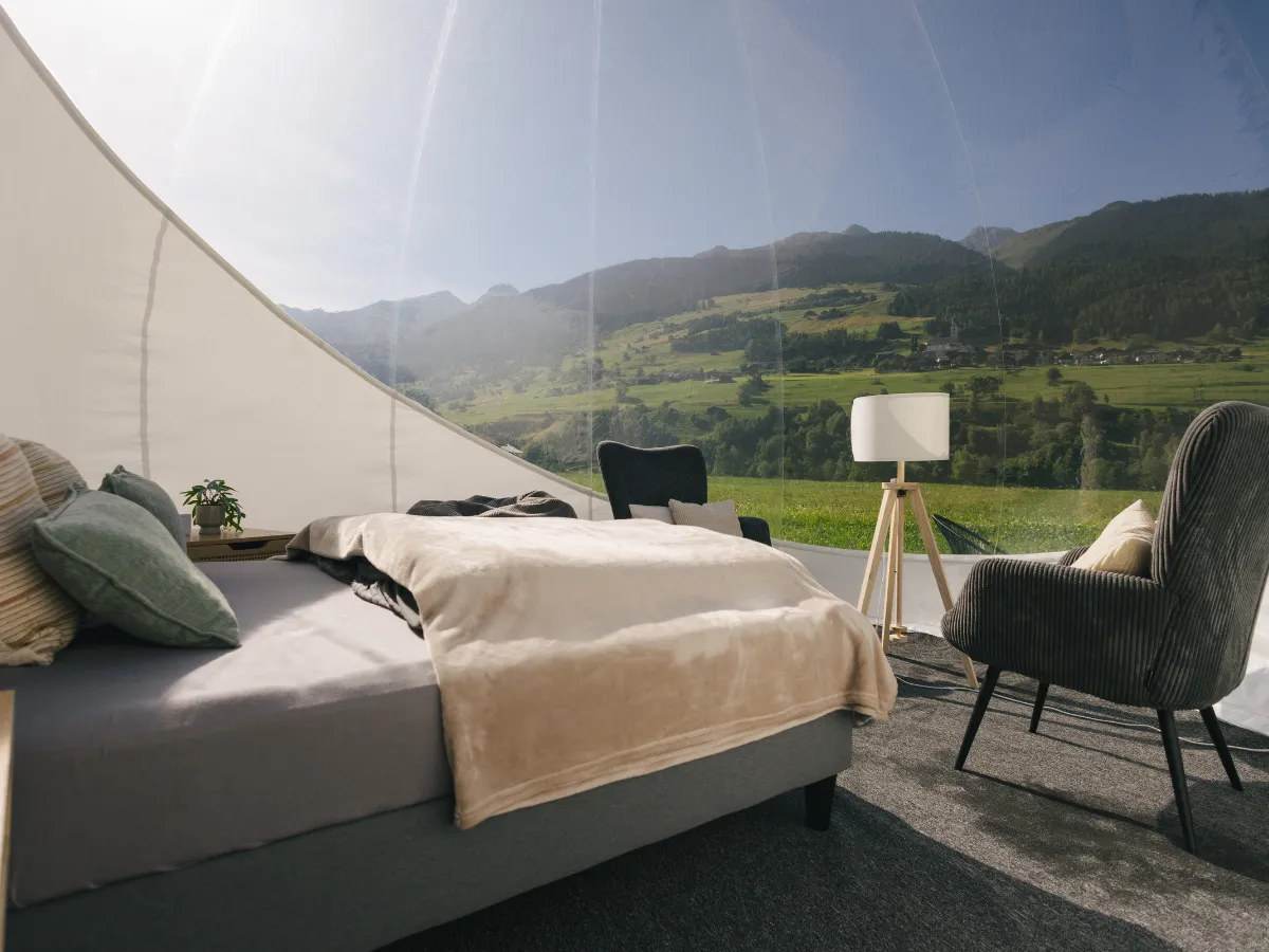 Bubble Hotel