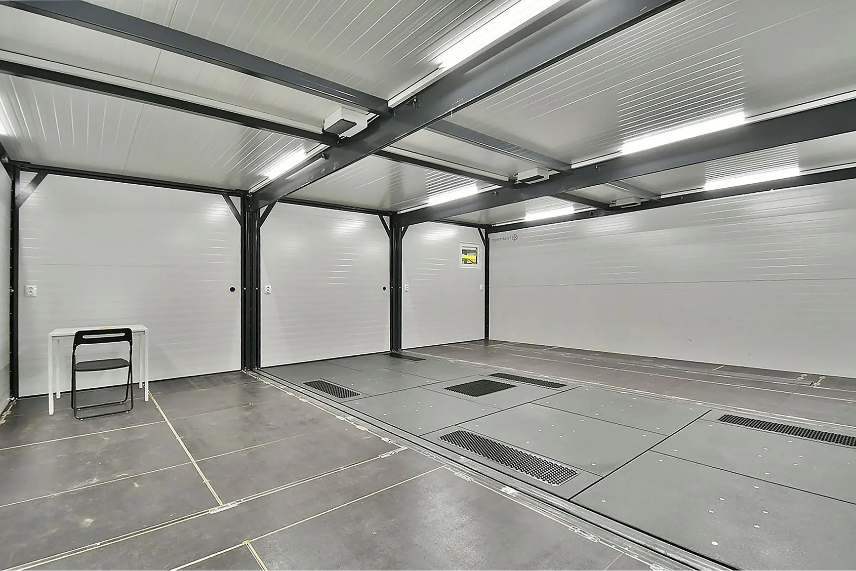 Multi-storey deployable urban operations training facility 