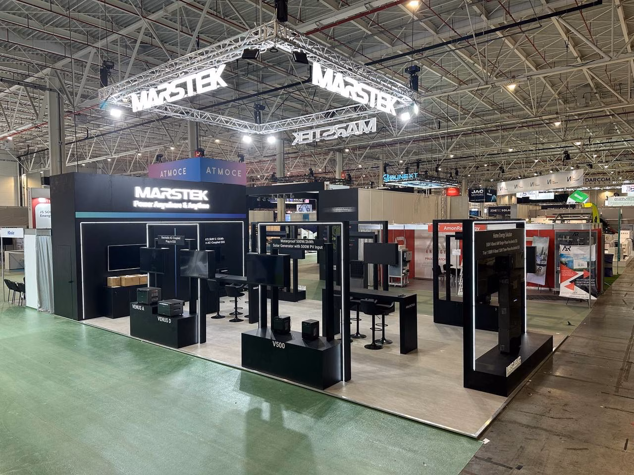 marstek-exhibition-stand-wide-angle