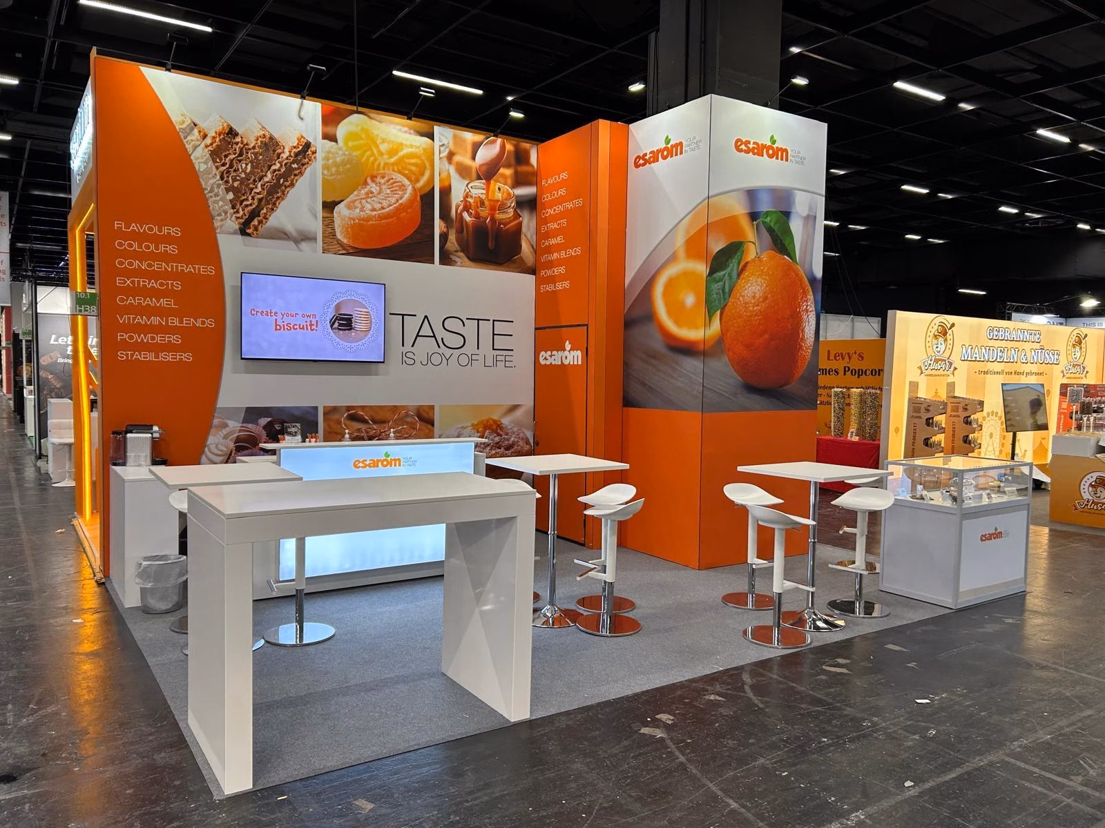 esarom-exhibition-booth-front-view