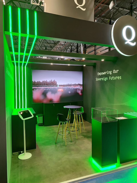 q-exhibition-booth-interior-view
