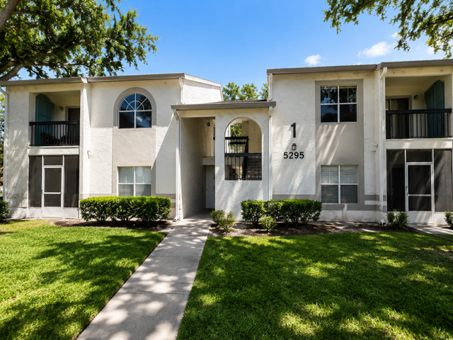 Exterior view of two story apartment building
