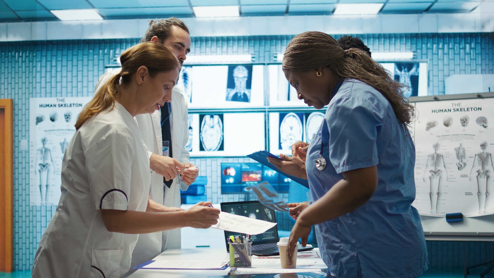 4 Medical Affairs Careers for Clinicians (Roles, Salaries & How to Break In)