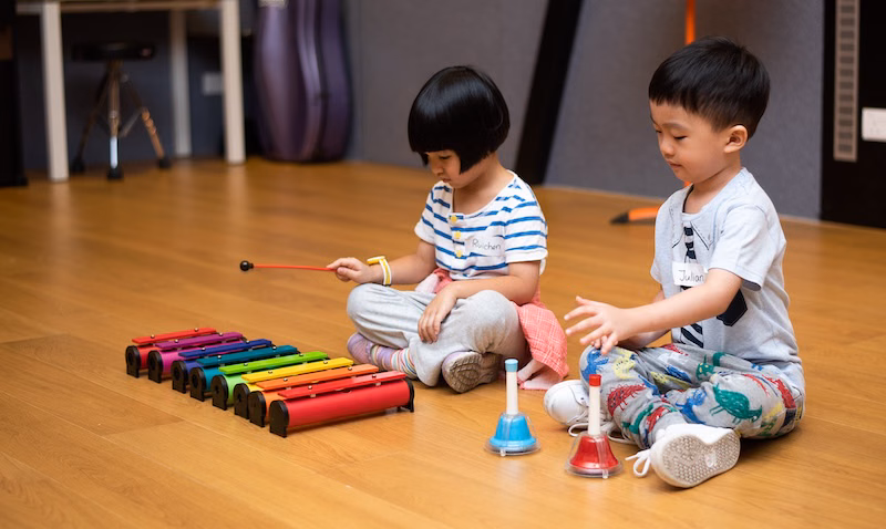 Why Choose a Music Summer Camp? 5 Benefits for Your Child! 