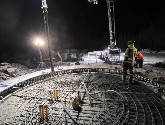 Betonin pumppaus palvelu - kuljetus vedenoja oy – kalustokuva