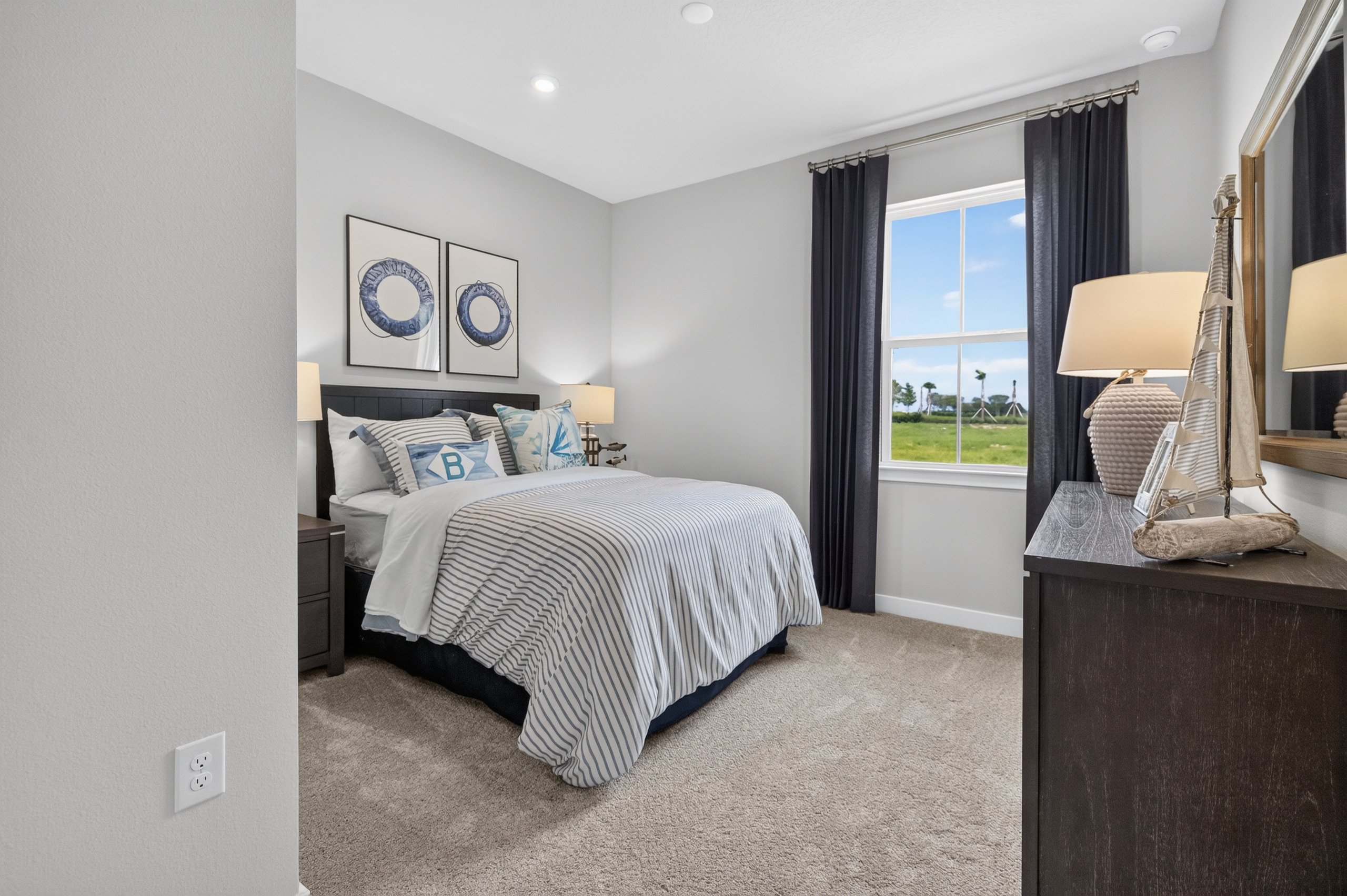 Modern Style Home | Leesburg