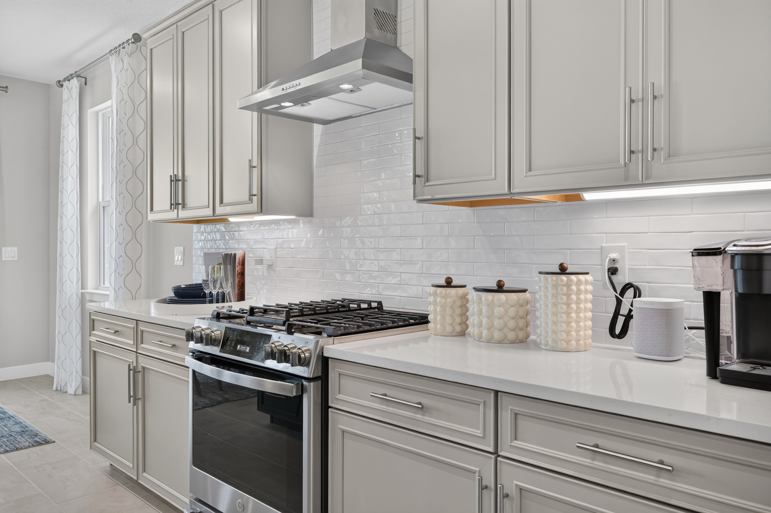 Modern Style Home | Leesburg
