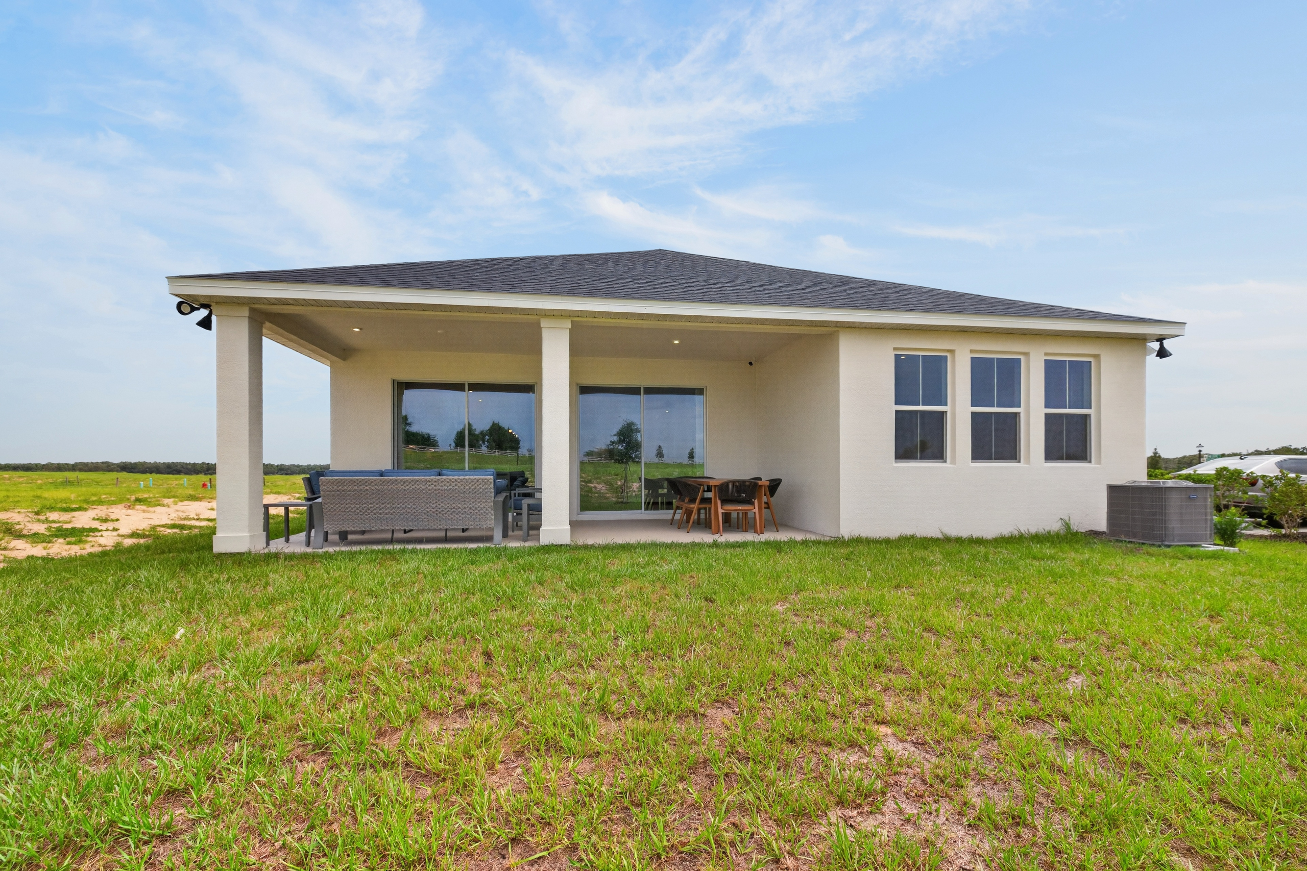 Modern Style Home | Leesburg