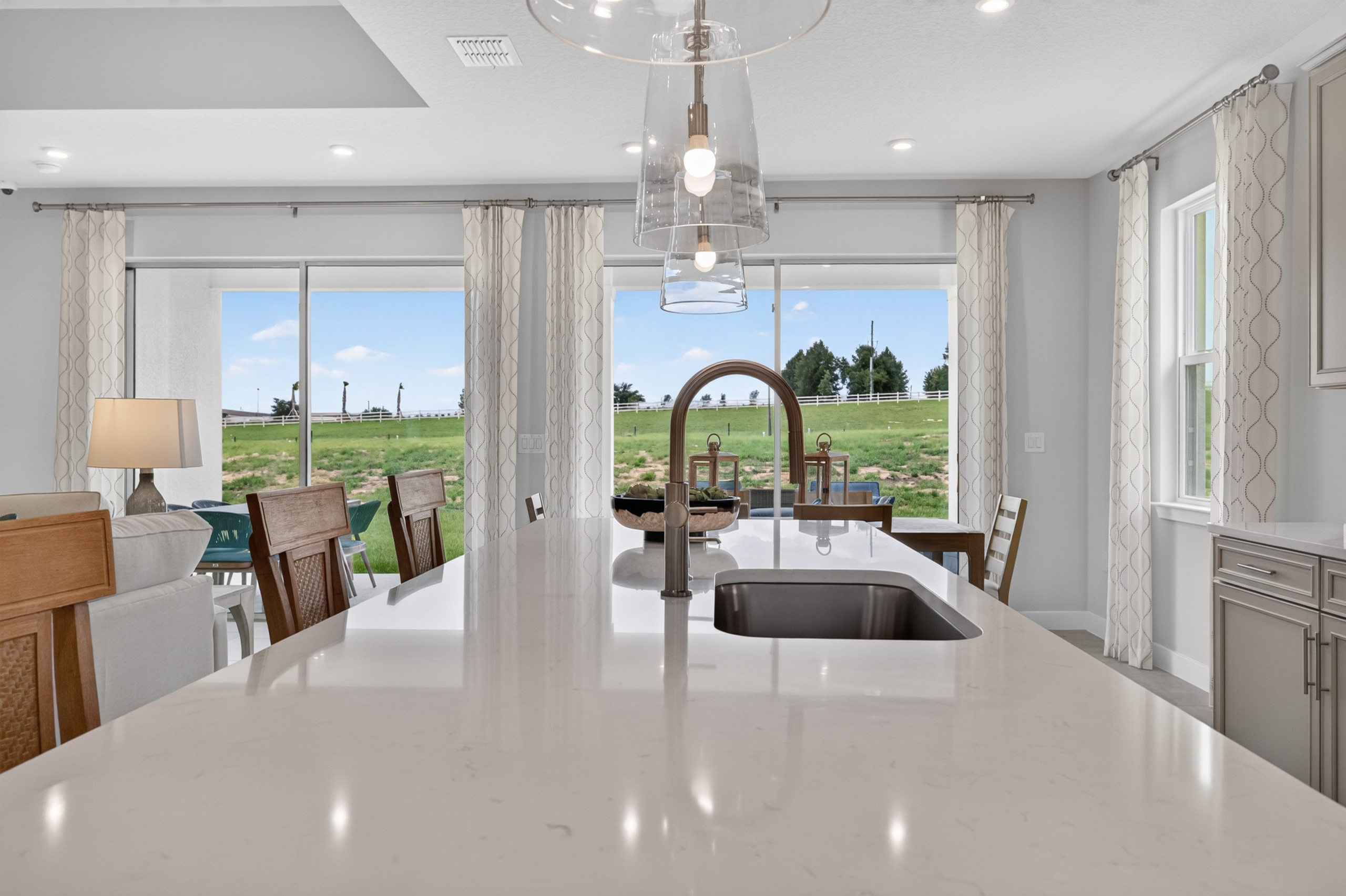 Modern Style Home | Leesburg