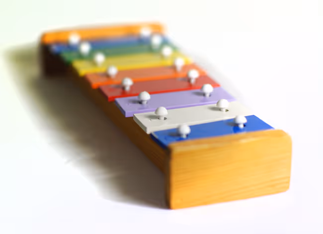 Teaching students to decode a word requires knowledge of phonics