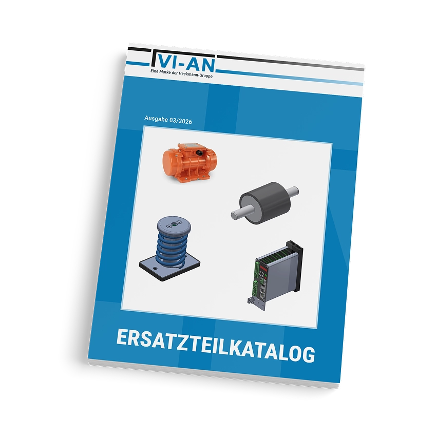 Deckblatt eines blauen Ersatzteilkatalogs mit Bildern von Industrieersatzteilen.