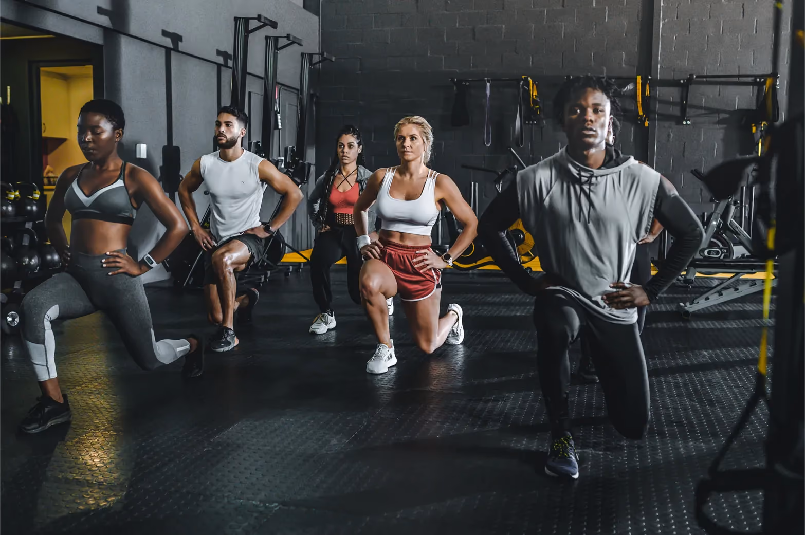 10 people in a group trianing session