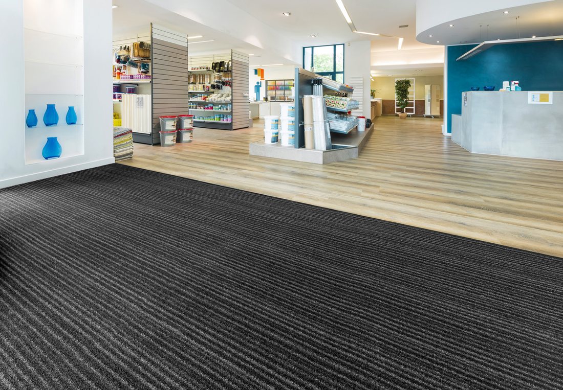 SCRATCH 2 walk-off carpet