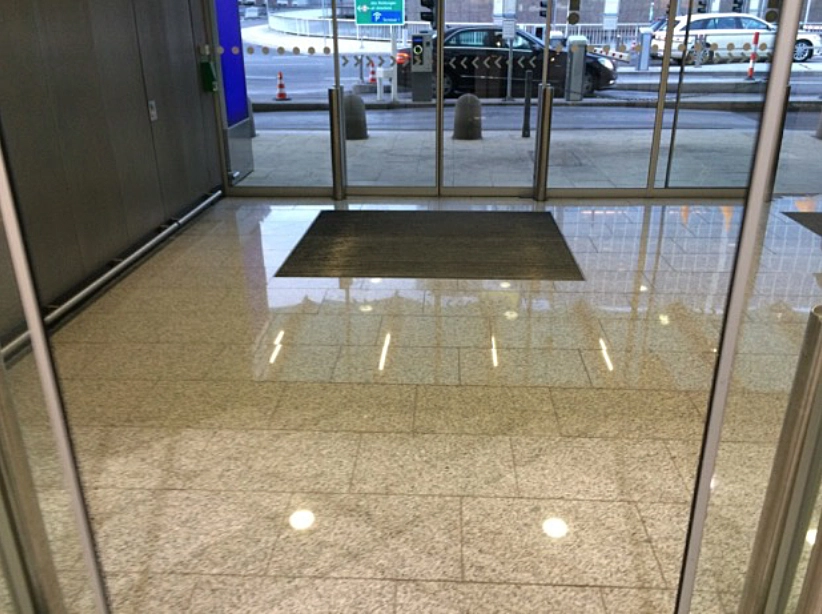 Common entrance problem — revolving door entrance