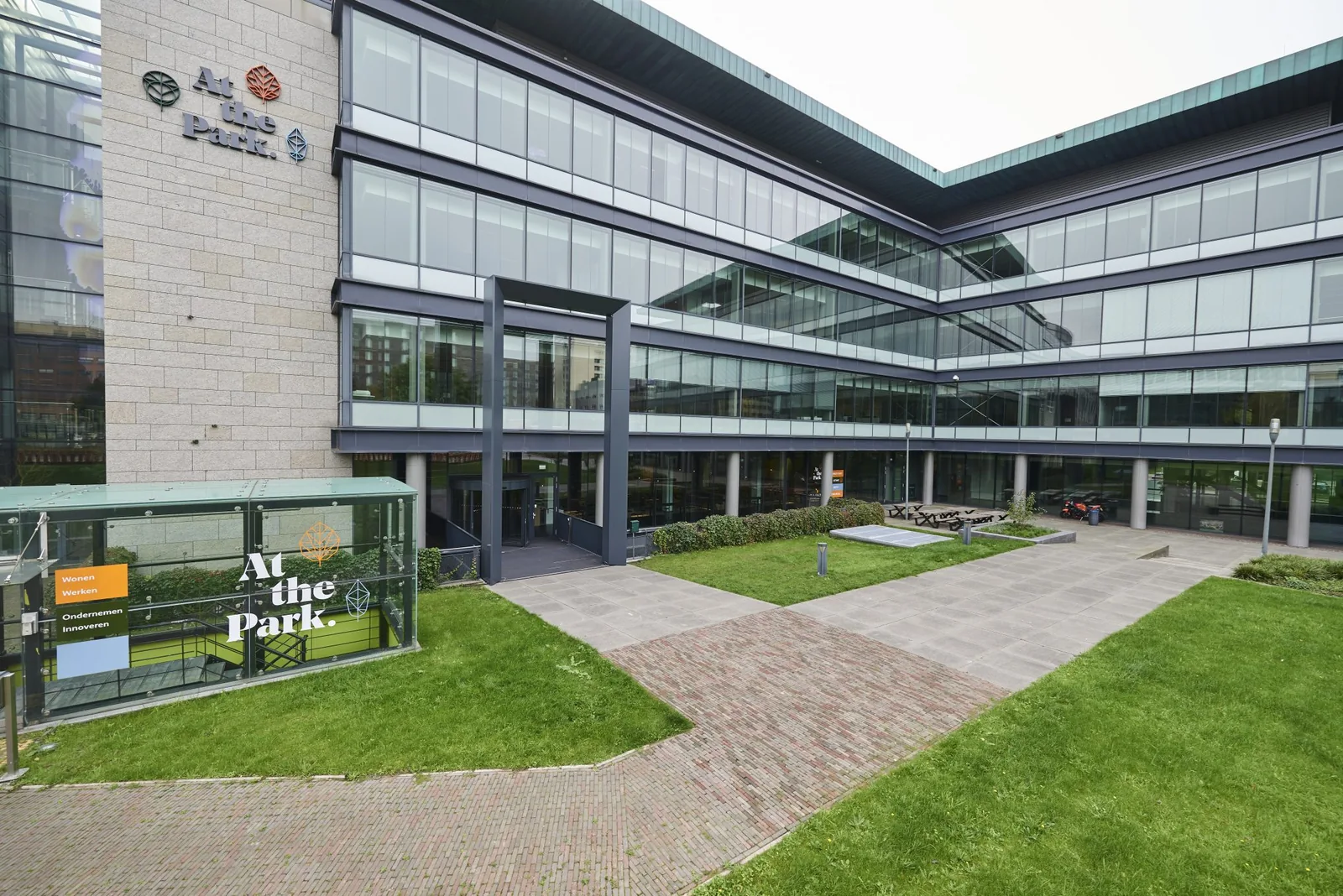 EMCO entrance system at At The Park in Rijswijk