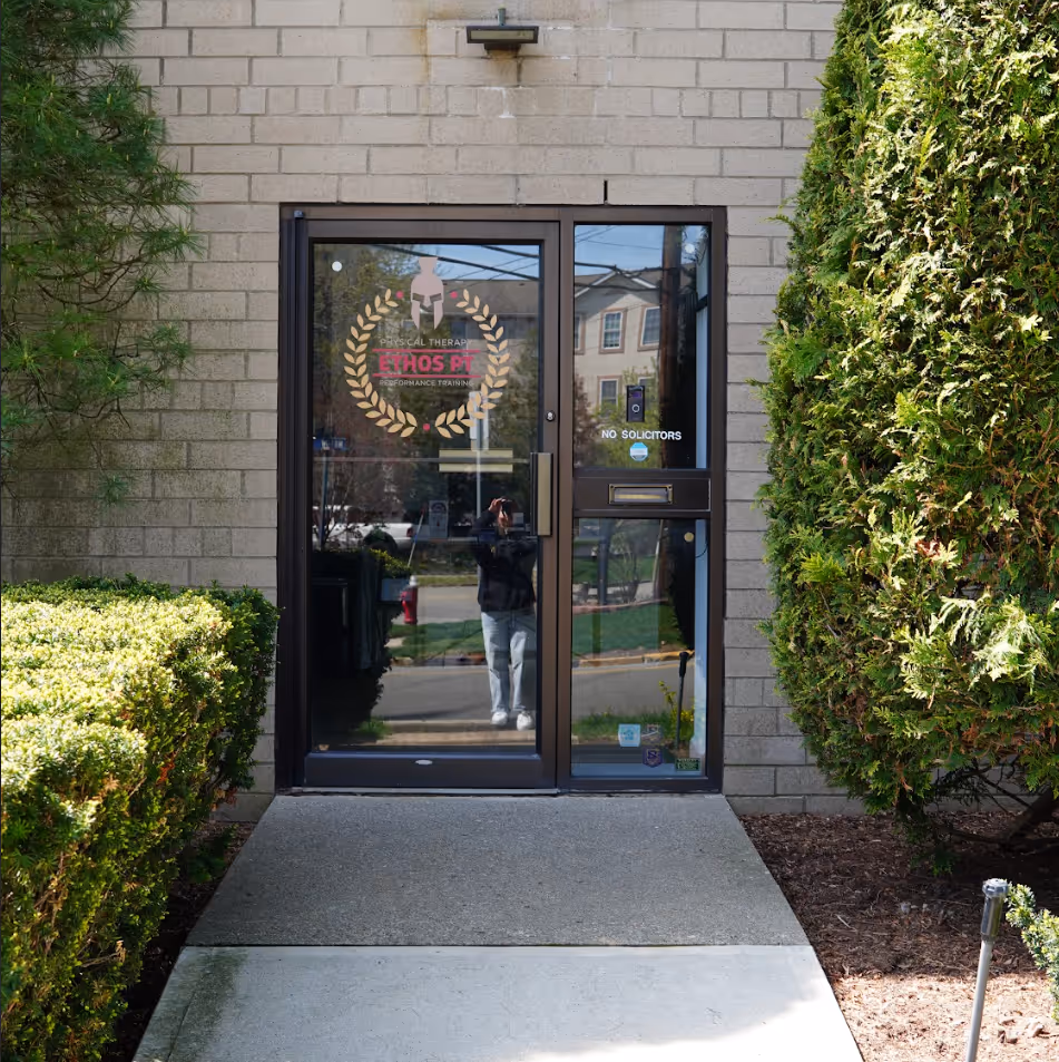 Exterior entrance of Ethos Physical Therapy clinic in Hackensack, NJ.